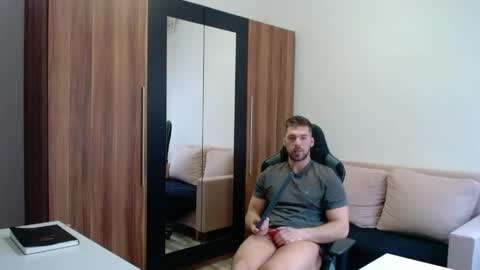 darius_94 online show from 24, 4, 2026