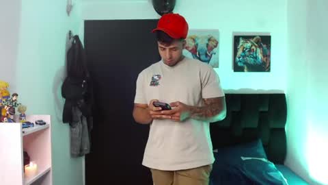 Darius Phoenix  online show from 24, 4, 2026