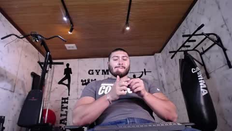 Snapshot of darius_wolfe chatting on 1, 5, 2026 Darius online show from 1, 5, 2026