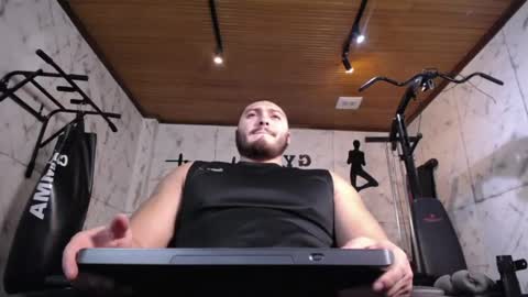 Snapshot of darius_wolfe chatting on 11, 5, 2026 Darius online show from 11, 5, 2026