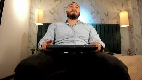 Snapshot of darius_wolfe chatting on 22, 5, 2026 Darius online show from 22, 5, 2026