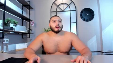 Snapshot of darius_wolfe chatting on 24, 5, 2026 Darius online show from 24, 5, 2026