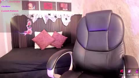 Snapshot of dark__nymph chatting on 1, 10, 2025 Dark online show from 1, 10, 2025