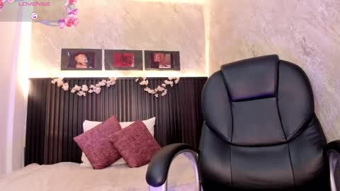 Snapshot of dark__nymph chatting on 13, 10, 2025 Dark online show from 13, 10, 2025