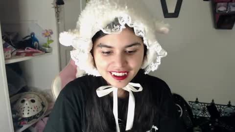 Moony online show from 4, 12, 2024