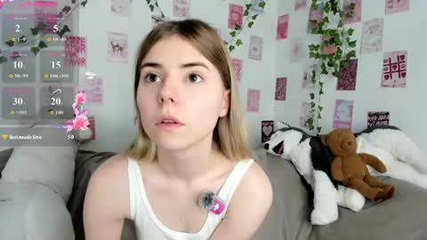 Snapshot of dark_ester chatting on 18, 6, 2026 Ester online show from 18, 6, 2026