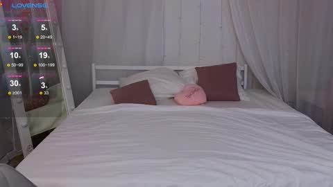 Lola online show from 24, 9, 2025