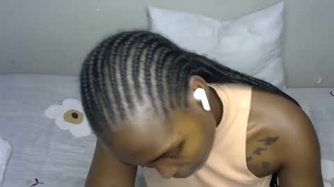 dark_lovly online show from 20, 10, 2025