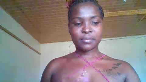 dark_petite_ online show from 11, 5, 2026