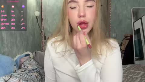 Snapshot of dark_side1213 chatting on 4, 10, 2025 Darkside online show from 4, 10, 2025