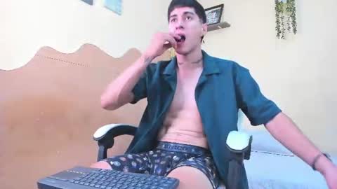 Snapshot of dark_valentino chatting on 27, 6, 2026 dark_valentino online show from 27, 6, 2026
