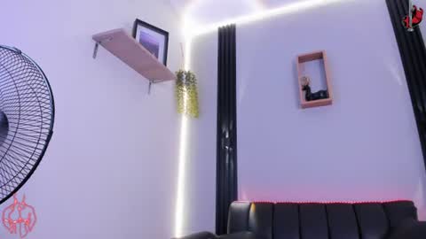 Snapshot of dark_valentino chatting on 28, 7, 2026 dark_valentino online show from 28, 7, 2026