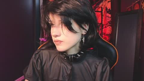 Vamp  online show from 22, 1, 2025