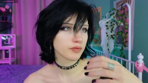 Vamp  online show from 5, 2, 2025