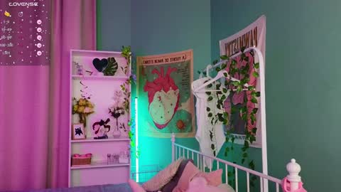 Vamp  online show from 6, 2, 2025