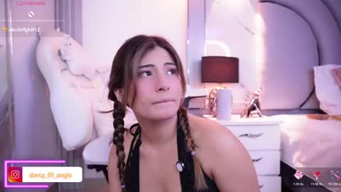 Angel Darcy  online show from 25, 4, 2026