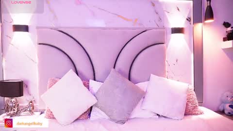Angel Darcy  online show from 15, 6, 2026