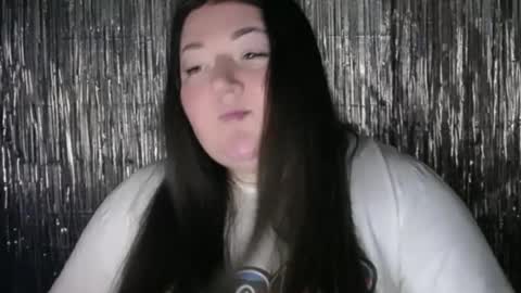 Snapshot of darkmoon_j chatting on 9, 7, 2026 Julia online show from 9, 7, 2026