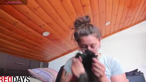 Darkness online show from 12, 9, 2025