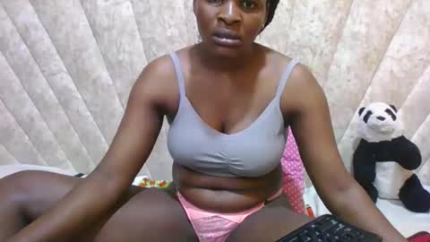 Snapshot of darknipples2 chatting on 3, 6, 2026 SHANICE online show from 3, 6, 2026