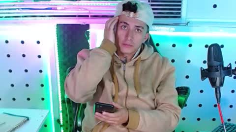 DARKO0717 online show from 18, 9, 2025