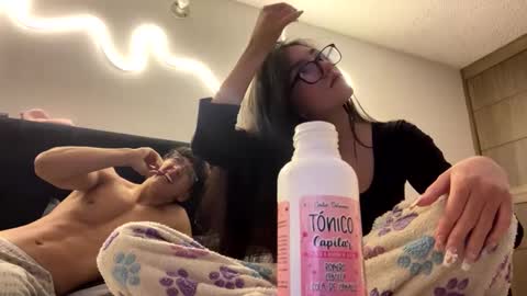 darkpleasuress online show from 1, 10, 2025