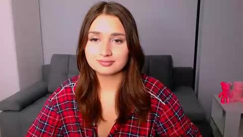 Snapshot of darksidelove_ chatting on 6, 7, 2026 Amelie online show from 6, 7, 2026