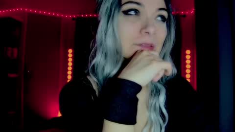 Snapshot of darkskullmistress chatting on 24, 4, 2026 roseredgoddess online show from 24, 4, 2026
