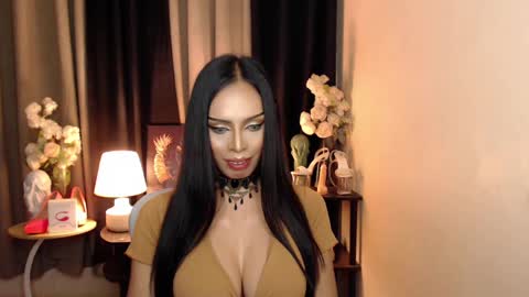 HAPPY BIRTHDAY MISTRESS MADRIANA online show from 2, 2, 2025