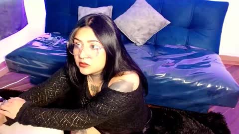 Snapshot of darksweetmini chatting on 27, 2, 2026 Darksweetmini online show from 27, 2, 2026