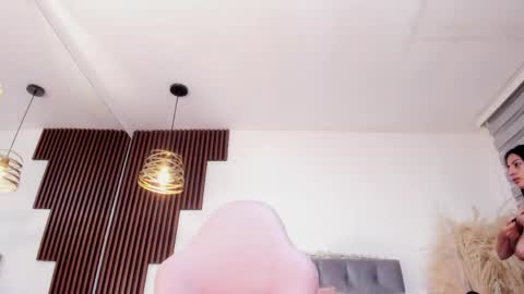 Snapshot of darling_spoiled chatting on 12, 5, 2026 darling online show from 12, 5, 2026