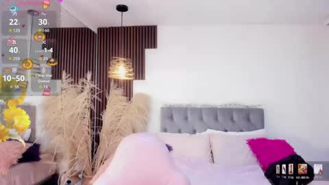 Snapshot of darling_spoiled chatting on 15, 5, 2026 darling online show from 15, 5, 2026