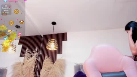 Snapshot of darling_spoiled chatting on 23, 5, 2026 darling online show from 23, 5, 2026