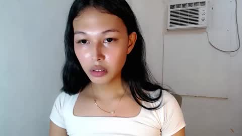 Snapshot of darling_sweetheartxx chatting on 28, 10, 2025 YOUR ATHENA online show from 28, 10, 2025