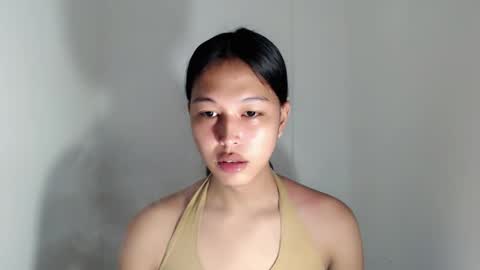 Snapshot of darling_sweetheartxx chatting on 15, 11, 2025 YOUR ATHENA online show from 15, 11, 2025