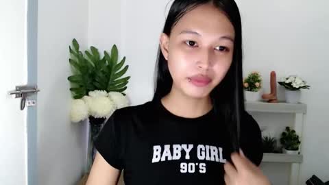 Snapshot of darling_sweetheartxx chatting on 26, 11, 2025 YOUR ATHENA online show from 26, 11, 2025