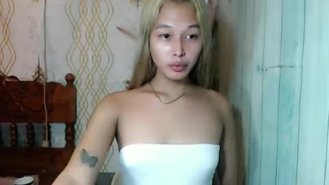 Snapshot of darling_sweetheartxx chatting on 3, 7, 2026 YOUR ATHENA online show from 3, 7, 2026