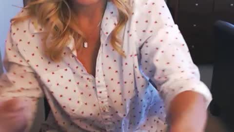 DarlingD online show from 10, 1, 2025