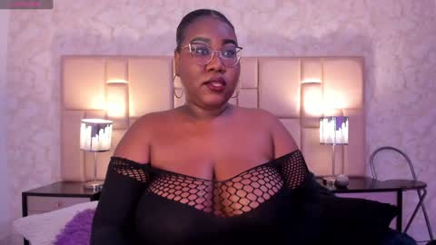  Darnell Queen online show from 6, 2, 2025