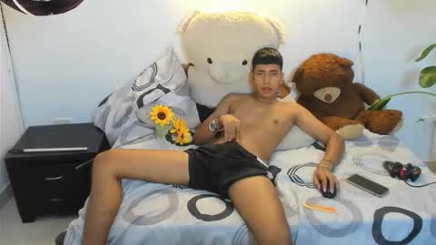 darwinandbrayan online show from 8, 3, 2026