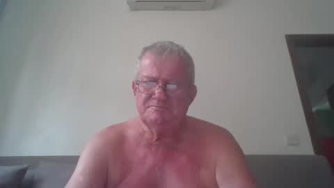 Snapshot of darwincock chatting on 26, 3, 2026 darwincock online show from 26, 3, 2026