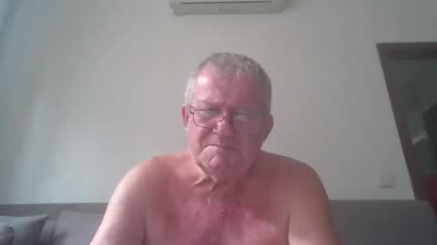 Snapshot of darwincock chatting on 27, 3, 2026 darwincock online show from 27, 3, 2026