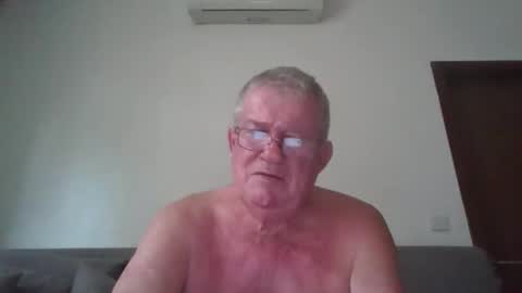 Snapshot of darwincock chatting on 31, 5, 2026 darwincock online show from 31, 5, 2026