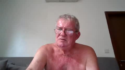 Snapshot of darwincock chatting on 25, 6, 2026 darwincock online show from 25, 6, 2026