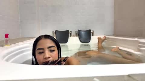 Isabella online show from 26, 4, 2026