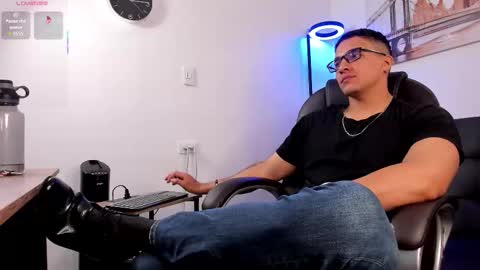 Dash online show from 25, 11, 2025