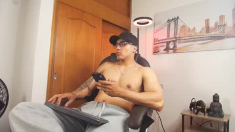 Dash online show from 5, 3, 2026