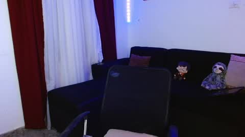 dashly_queen1 online show from 28, 4, 2026