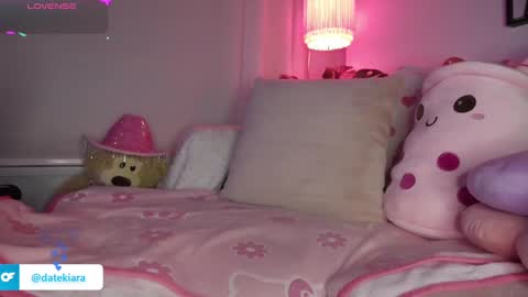 Kiara  online show from 8, 12, 2024