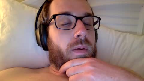 Snapshot of dav_luv4u chatting on 4, 3, 2026 dav_luv4u online show from 4, 3, 2026